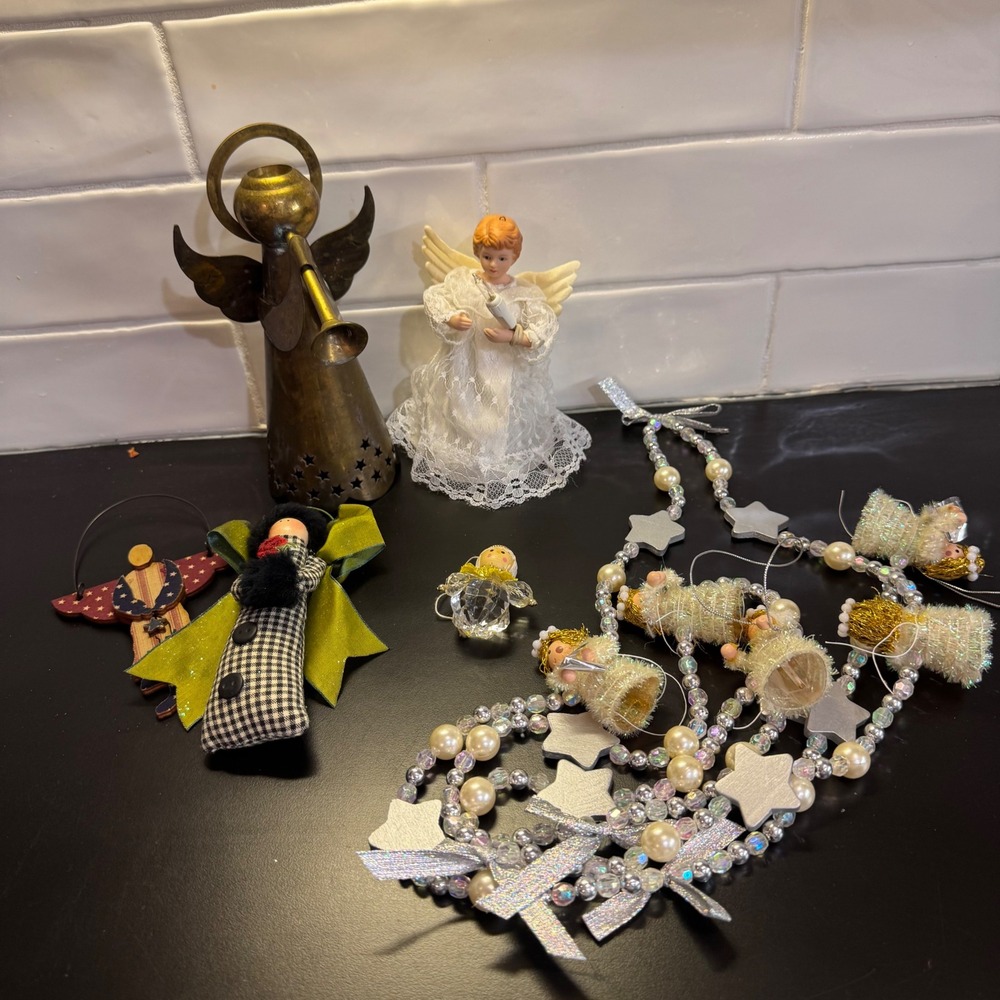 Mixed Brand Angel Holiday Decor Lot N/A Gold White Brass Primitive Star Garland